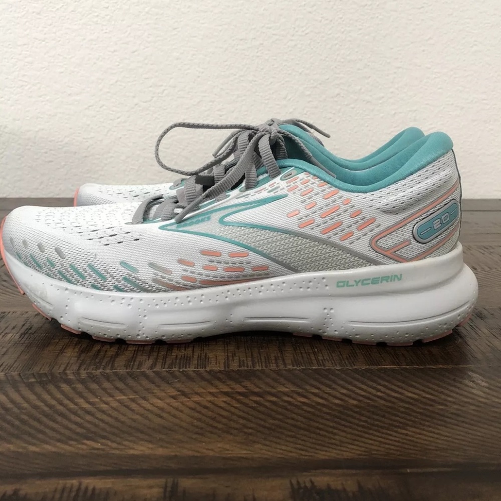 Brooks Glycerin 20 Womens 9 B Shoes Gray Green Running Walking Gym Sneaker